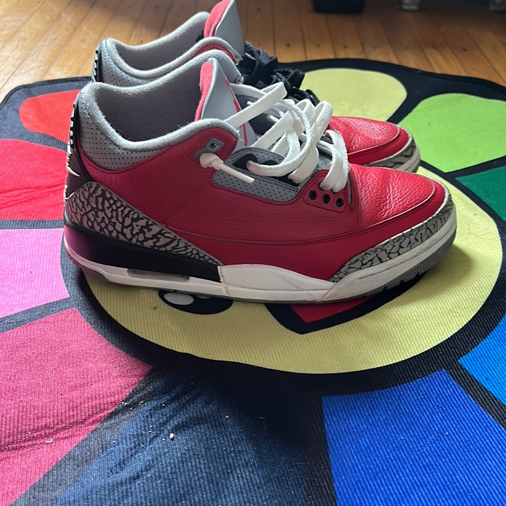 Jordan 3s